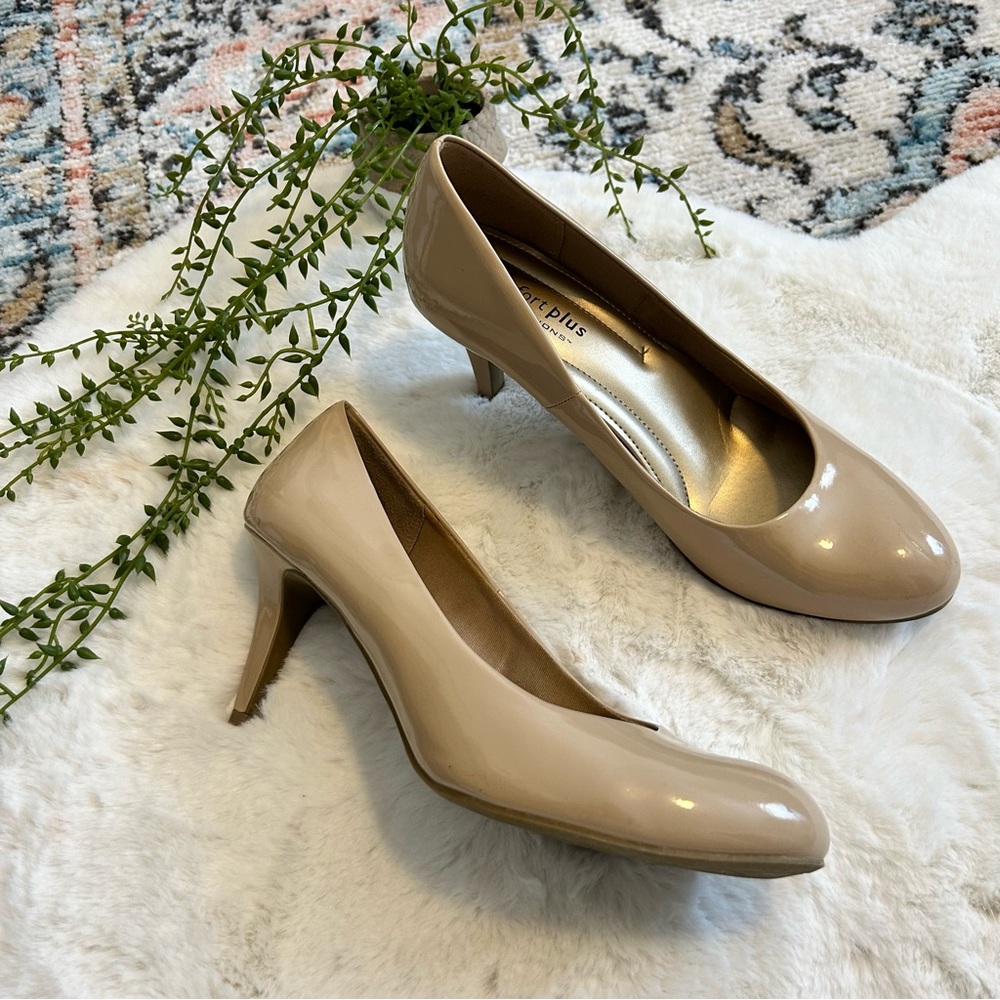 Ladies Nude Heels